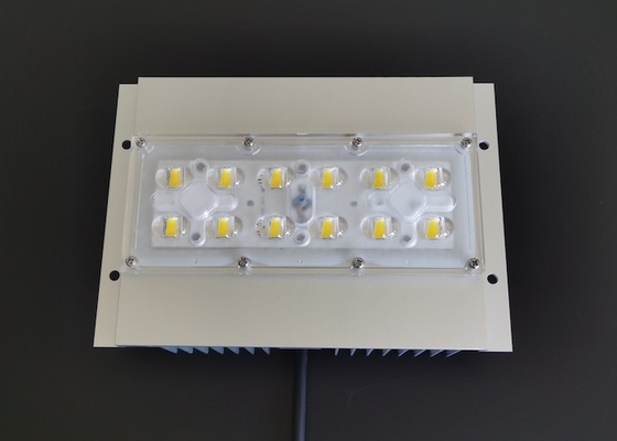 خرید 7070 SMD LED Street Light Module 158x103 درجه 60W نور سفید تولید می کند تولید آنلاین