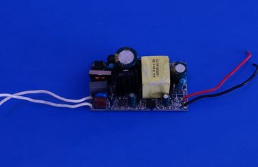 خرید راندمان بالا 24W نور خیابان LED راننده 700ma کنونی AC110v / 220v کنونی تولید آنلاین