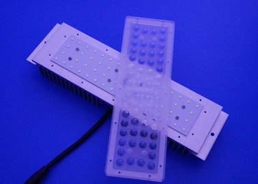 خرید لامپ 90 درجه LED 3030SMD 150-160LM / W و لنز آرایه برای 56 وات تولید آنلاین