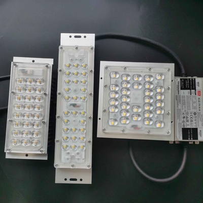 50W SMD 5050 اجزای چراغ های خیابانی LED، لنز LED 236x70mm 130x130mm